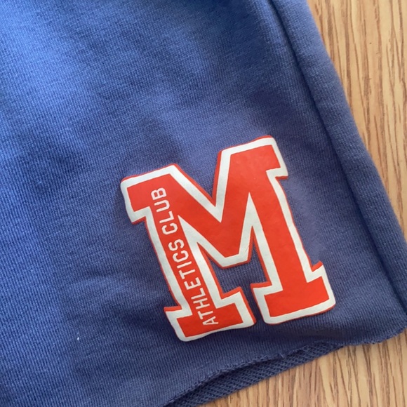 Divided H&M athletic shorts in size S - Picture 4 of 4